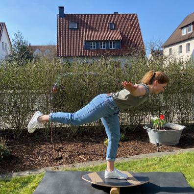 Balance Board Gleichgewicht Übung