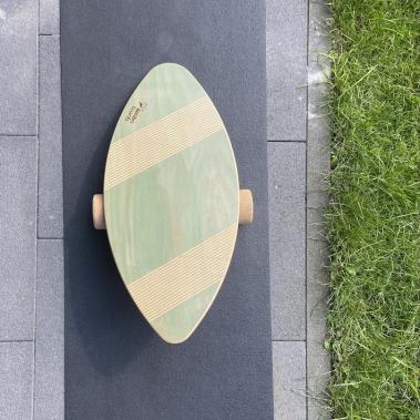 Balance Board auf Matte