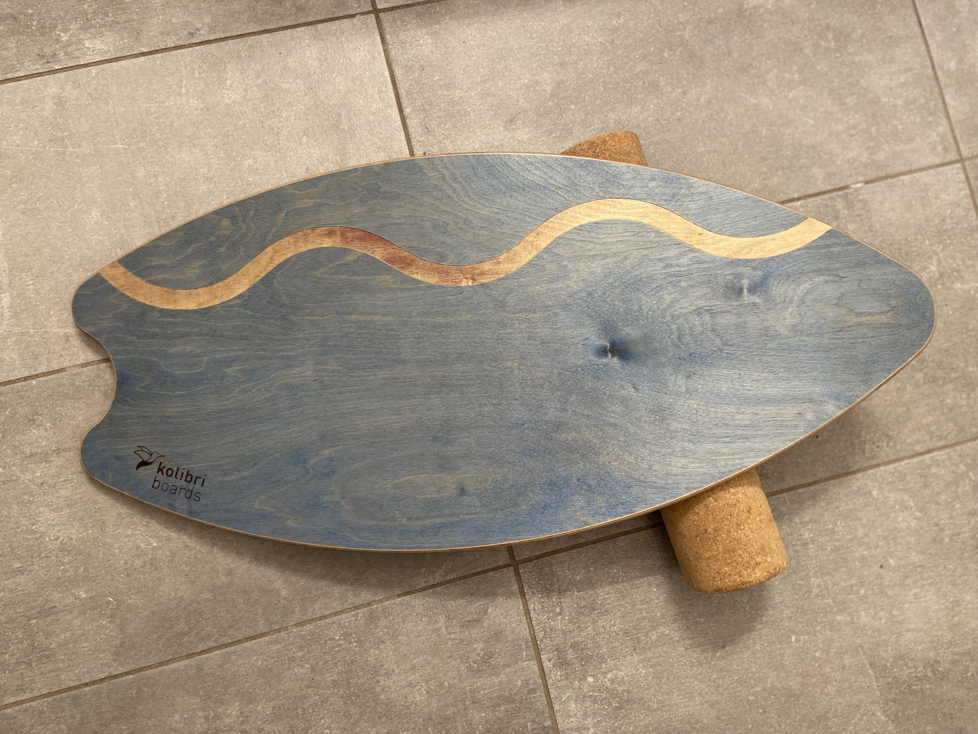 Balance Board auf Fließen