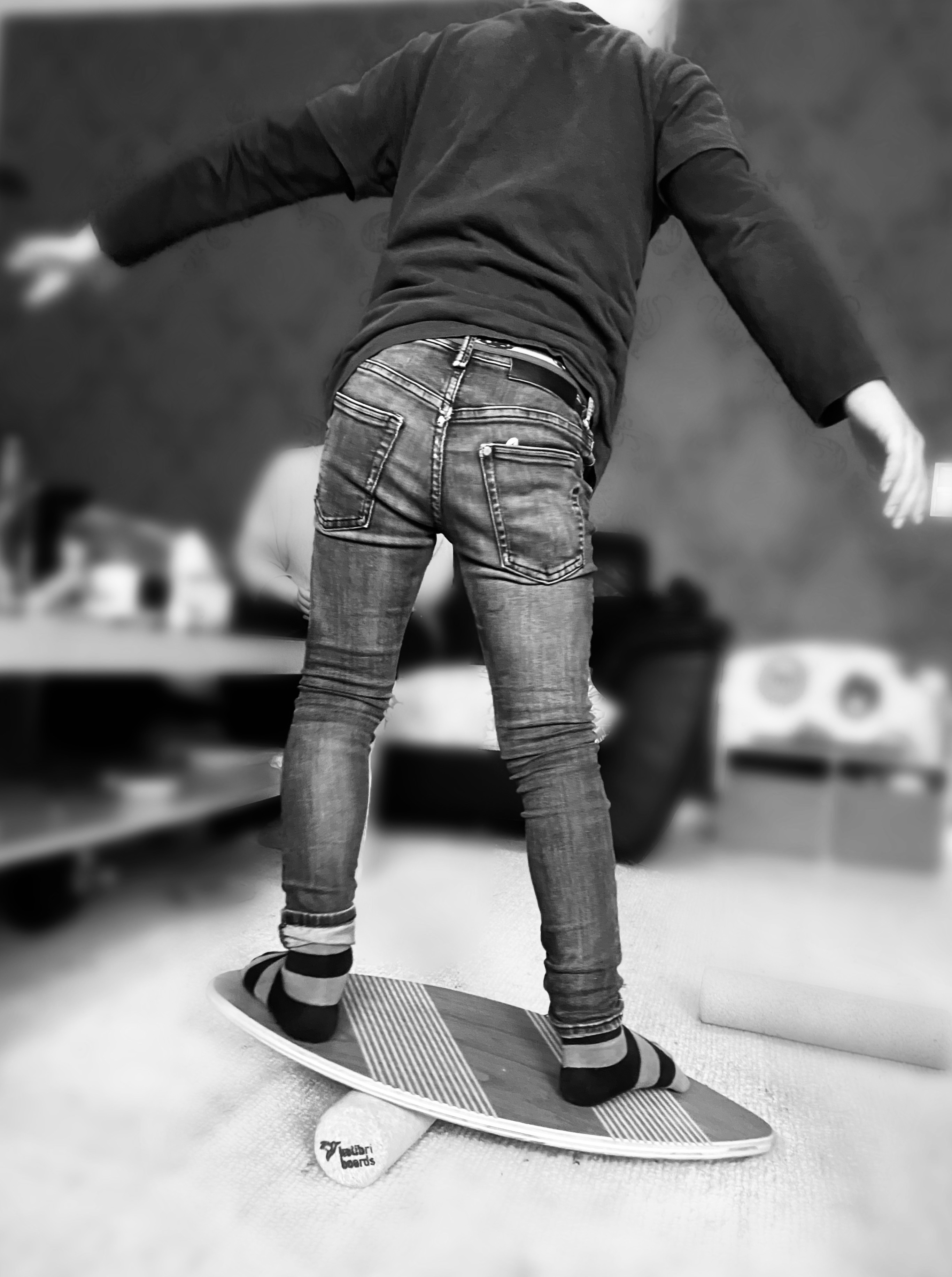 Kinder auf dem Balance Board